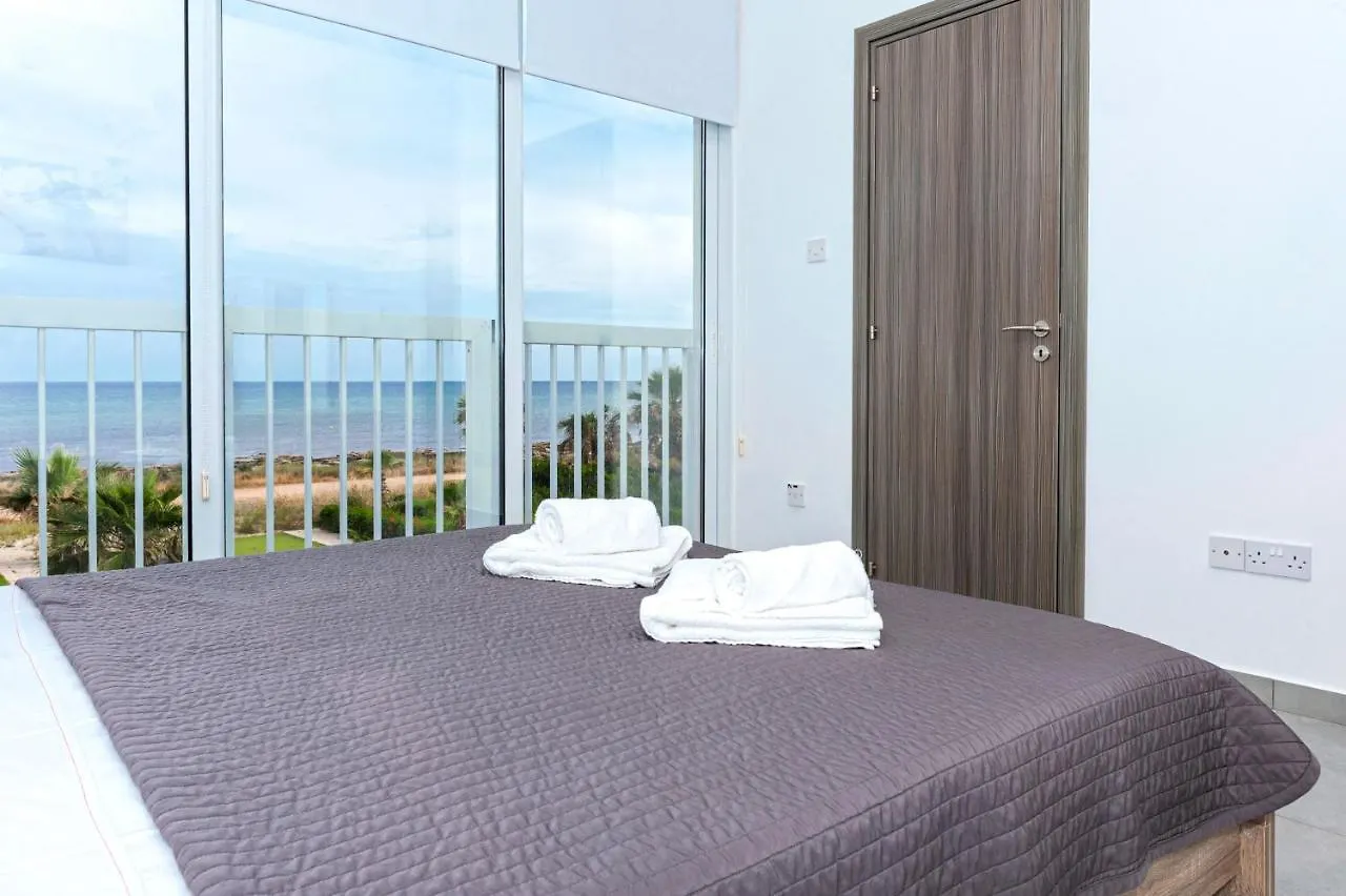 Villa Ivory - Seafront Αγία Νάπα