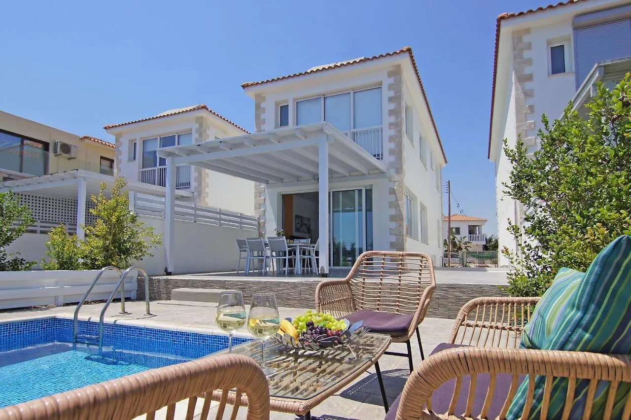 Villa Ivory - Seafront Айя-Напа 0*,