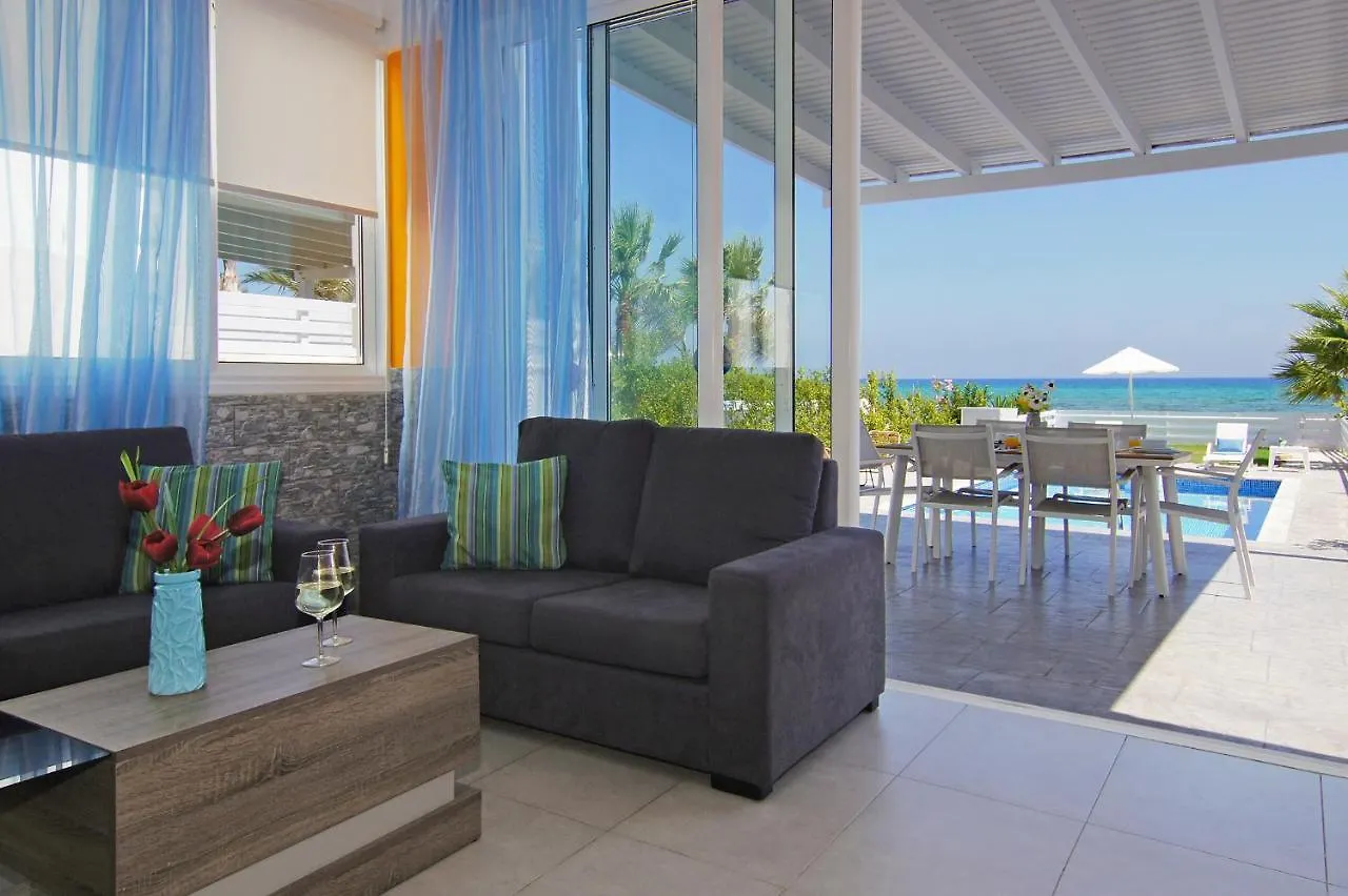 Villa Ivory - Seafront Αγία Νάπα